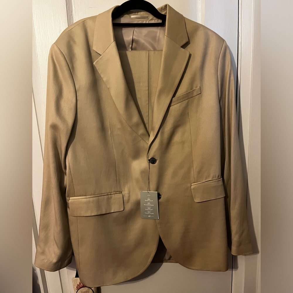 BNWT H&M Men’s 2-pc suit